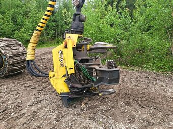 Harvestor JOHN DEERE 1170G 8W - 8