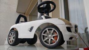 Dětské odrážedlo Mercedes SLS AMG, používané, plně funkční - 8