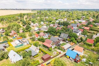 Prodej zděné chaty 2+1, 67 m2 k celoročnímu bydlení, Praha - 8