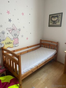 Dětská palanda s přistýlkou a úložnými prostory z masivu - 8
