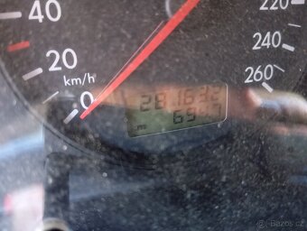 Golf 4 1.6i - 8