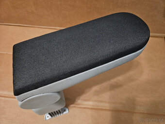 Škoda Fabia 2 Roomster loketní opěrka - 8