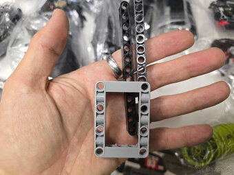 STAVEBNICE Technic PEUGEOT 9X8 24H Le Mans Hybrid mini - 8