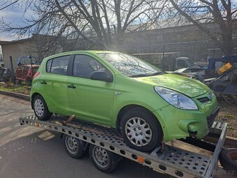 HYUNDAI i20 1.2 57kw G4LA, r.v.2009 - 8