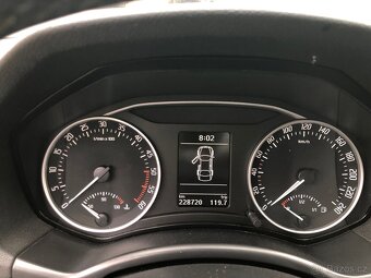 Skoda Octavia - 8
