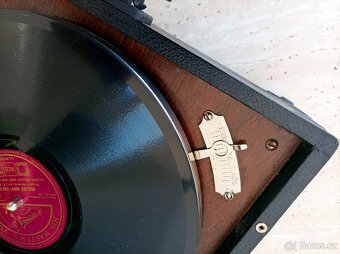 His Master’s Voice - starožitný gramofon na kliku ze 20. let - 8