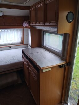 Karavan Hobby 420 DE LUXE - 8