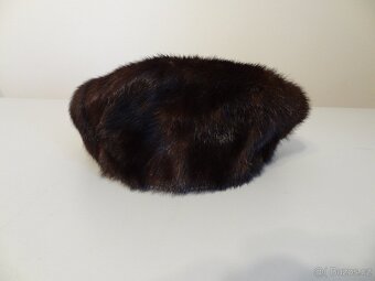 NOREK. Starší kožešina. Čepice - 8