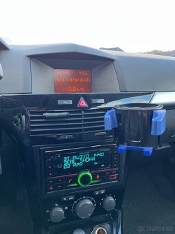 Opel Astra H TwinTop Cabrio - 8