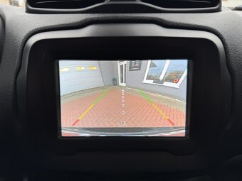Jeep Renegade 1.3i 132 kW Limited 4x4 Full LED Automat - 8