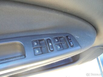 Škoda Octavia 1. combi 2004 - 1,9TDi 81kW tažné+výbava - 8