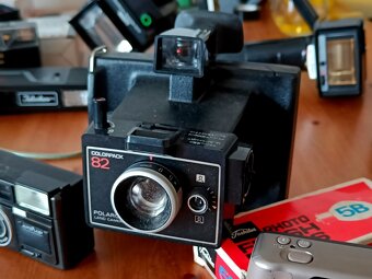 FOTO konvolut - fotoaparáty, blesky aj. - 8