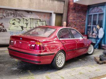 BMW E46 328i 1:18 UT Models - 8