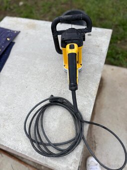 Pila Dewalt Alligator DWE399 - 8