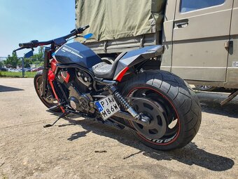Harley Davidson V-ROD - 8