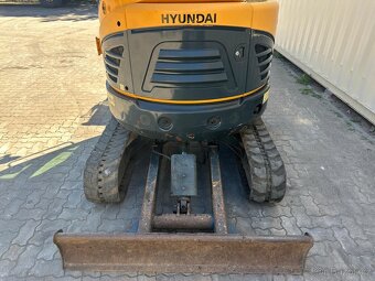 Hyundai Robex 25Z - 8