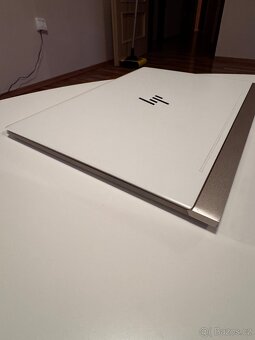 HP Spectre Laptop 13” - 8