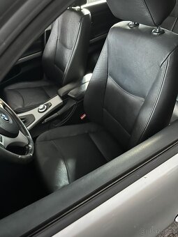 BMW E91 320d M47 automat kůže navigace panorama - 8