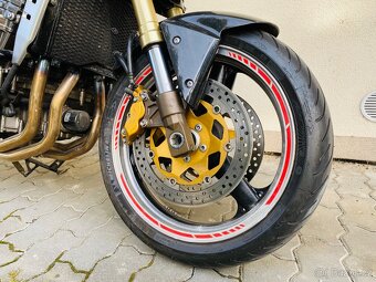 Kawasaki Z 1000 - 8