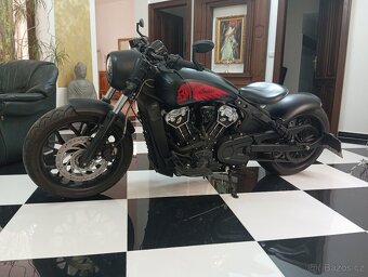 Indian scout bobber Dark Horse Custom - 8