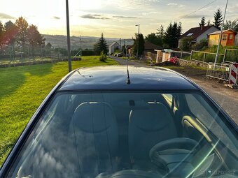 Toyota Yaris 1.0 VVT-i r.2001 - 8