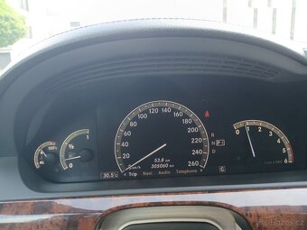 Mercedes Benz S-Class 320 CDi - 8