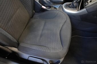 Peugeot 308 1.6 VTi , 88 kW benzín, 2010 - 8