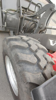 Kolový nakladač Volvo L25 B-P - 8