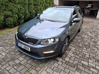 Škoda Octavia 3 RS 2.0 TDi 135 kW /DSG/4×4/Combi/WEBASTO - 8