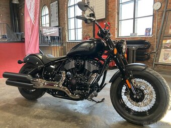 Chief Bobber dark horse najeto 3000tkm - 8