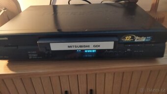 Mitsubishi Carisma - 8