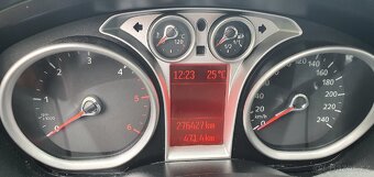 Ford Focus 1,6 TDCI - 8