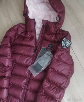 Blauer péřová bunda Swarovski znak - 8