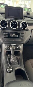 MERCEDES-BENZ B180CDi — TOP STAV — SERVIS POUZE V MERCEDESU - 8