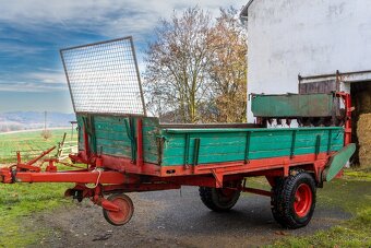 Rozmetadlo hnoje Kemper 4.000Kg - 8
