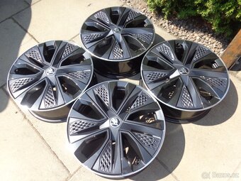 Skoda Karoq Seat VW original R18 lita kola 5x112 - 8