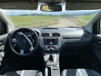 Ford Kuga 2.0tdci 120kw 4WD A/T - 8