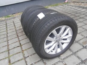 LETNÍ ALU KOLA 5 X 112 VW ORIGINÁL 215 60 16 - 8