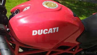 Ducati Monster 695 - 8