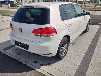 VW Golf VI 1,6 - 8