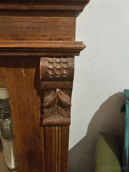 Starožitný nábytek - 8