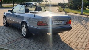 Mercedes-Benz W124 300-24CE kabrio - 8