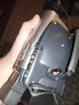 Panasonic S-VHS-C videokamera RS7 - 8