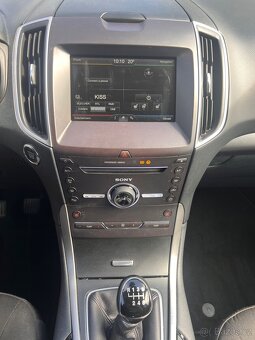 Ford Galaxy - 8