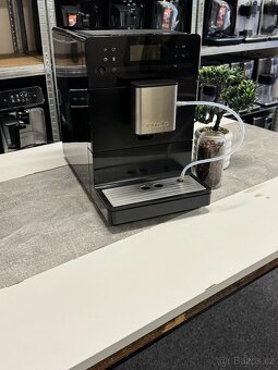 Kávovar Miele CM5300 - 8