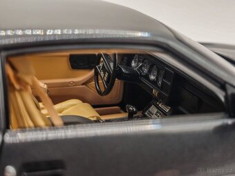 Pontiac Firebird TransAm 1:18 Greenlight - 8