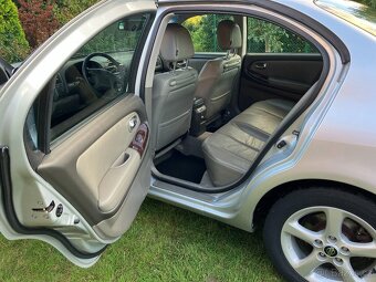 Nissan Maxima QX A33, rok 2002, V6 3.0 147kW, manuál - 8