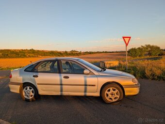 Renault laguna - 8