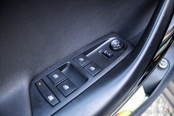 Opel Astra Sport Tourer ST 1.6 CDTI - 8