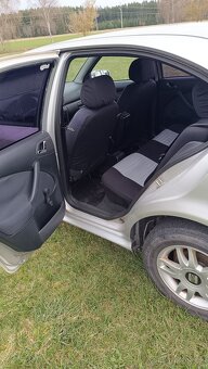 Škoda Octavia 1.6.benzin - 8